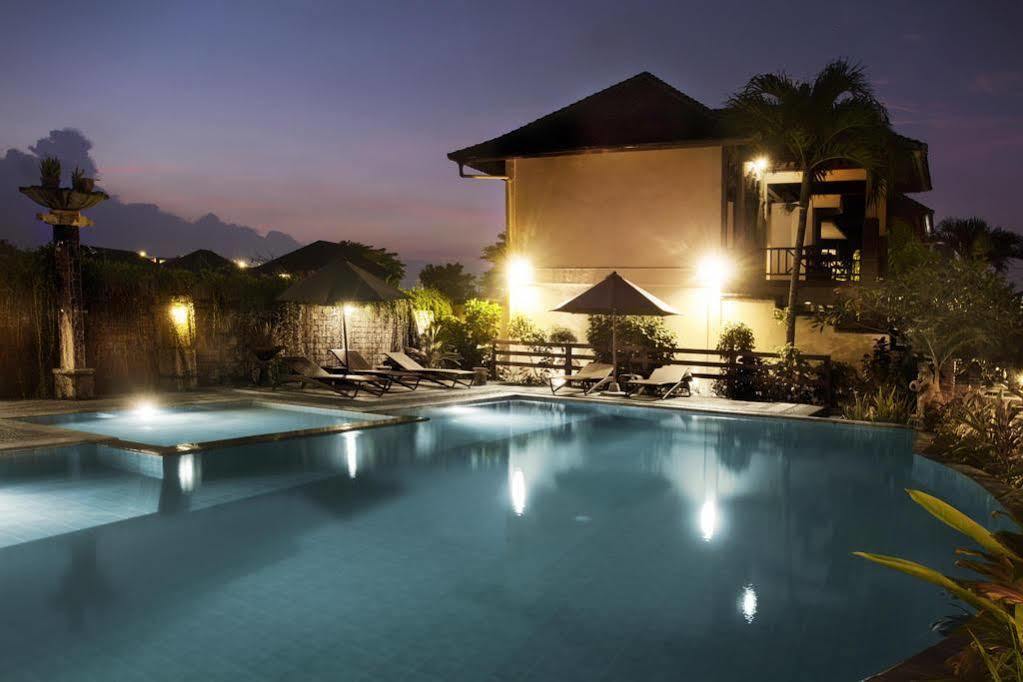 Bali Ayu Hotel & Villas Kuta Lombok Buitenkant foto